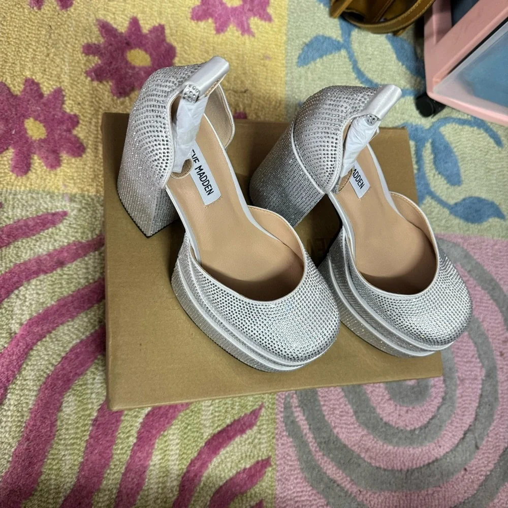 Steve Madden Silver Glitter Platform Mary Jane Heels